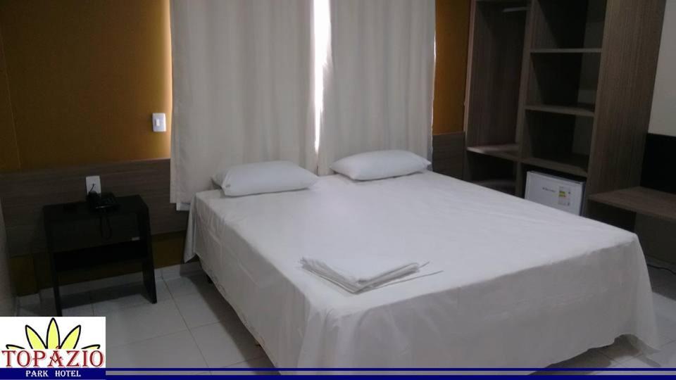 Topázio Park Hotel Afranio Exteriér fotografie