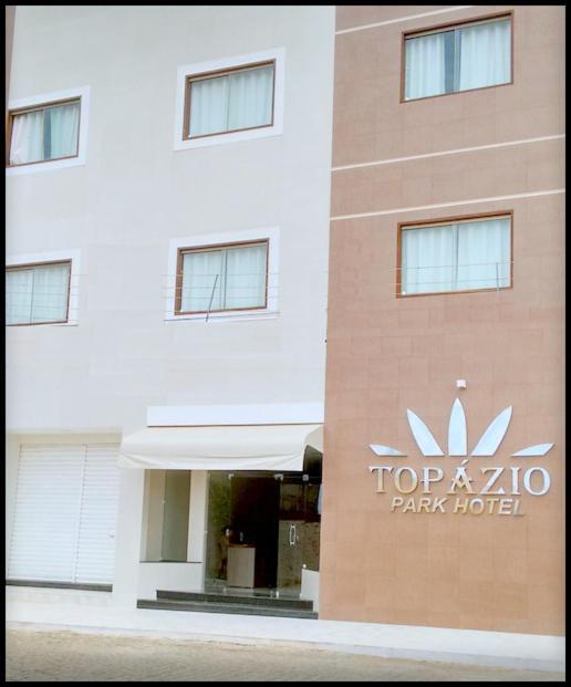 Topázio Park Hotel Afranio Exteriér fotografie